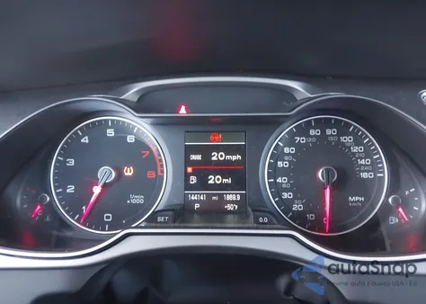 2015 Audi A4 2.0T Premium z USA, uszkodzony, nr VIN WAUAFAFL1FN012287